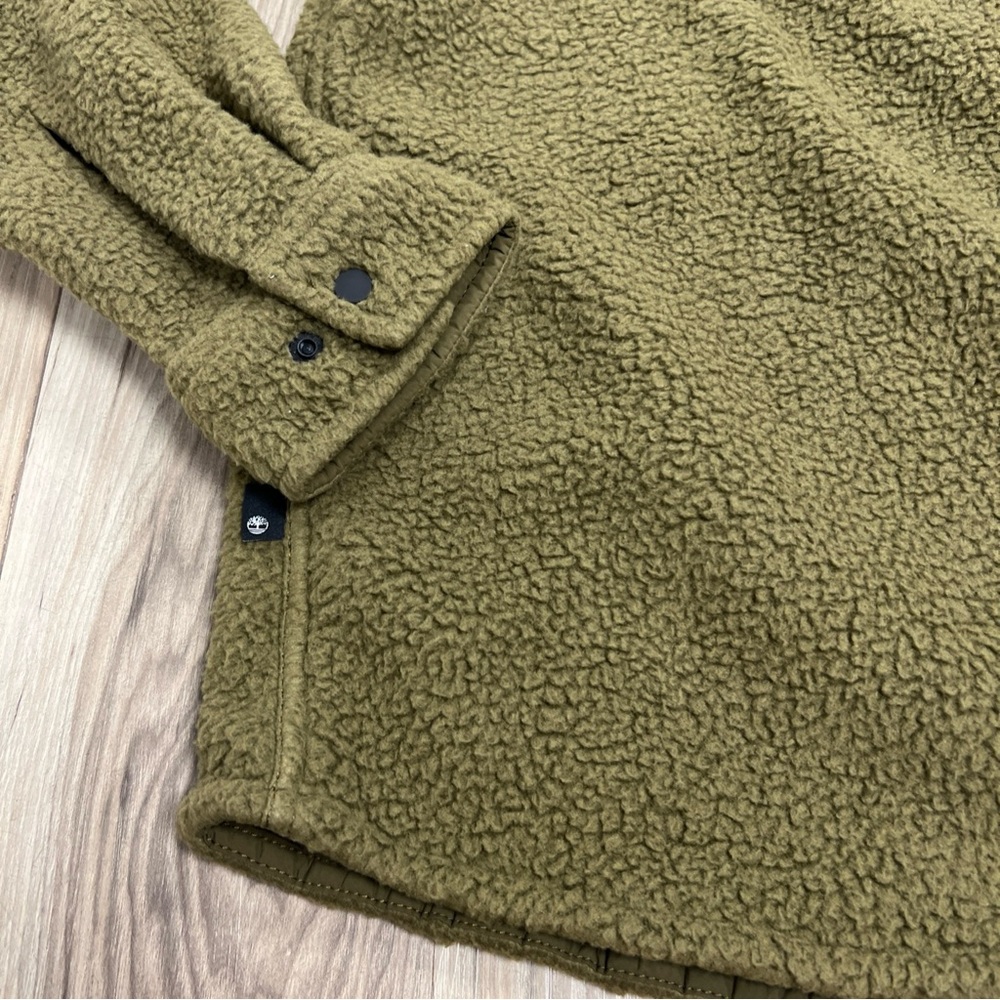 Timberland Oversized Sherpa Snap Button Shirt Jacket Chore Work Men’s Medium NWT - Picture 2 of 6